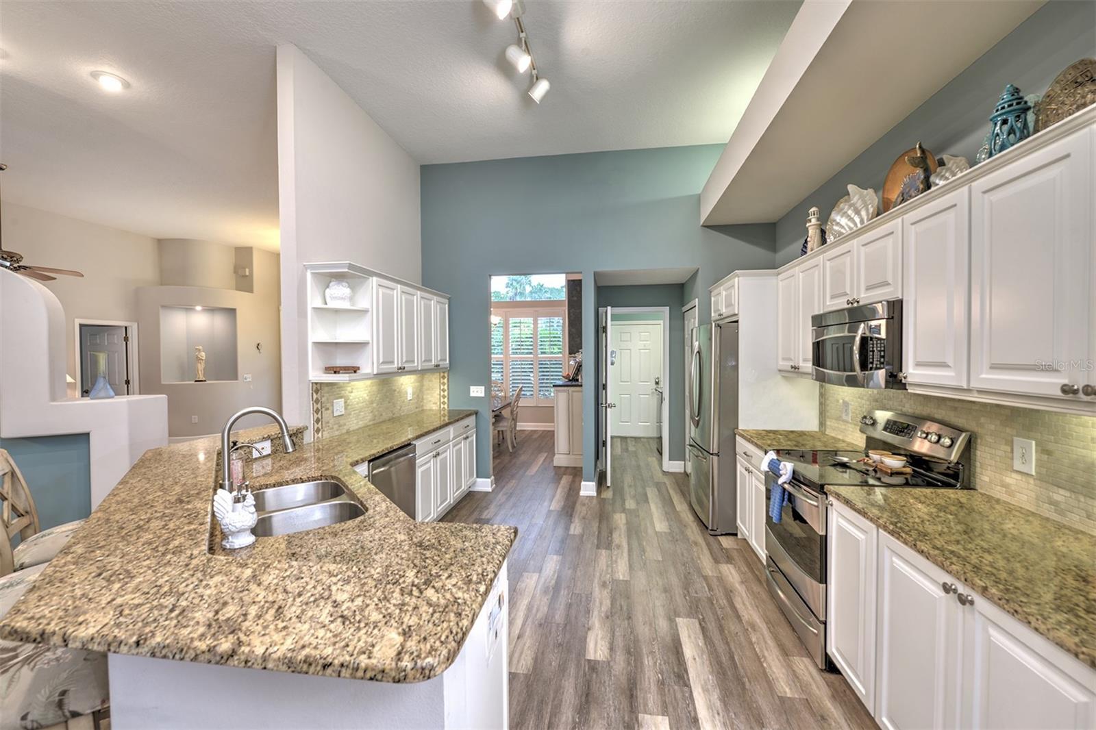 WINDSOR COURT AT SPRUCE CREEK - Residential