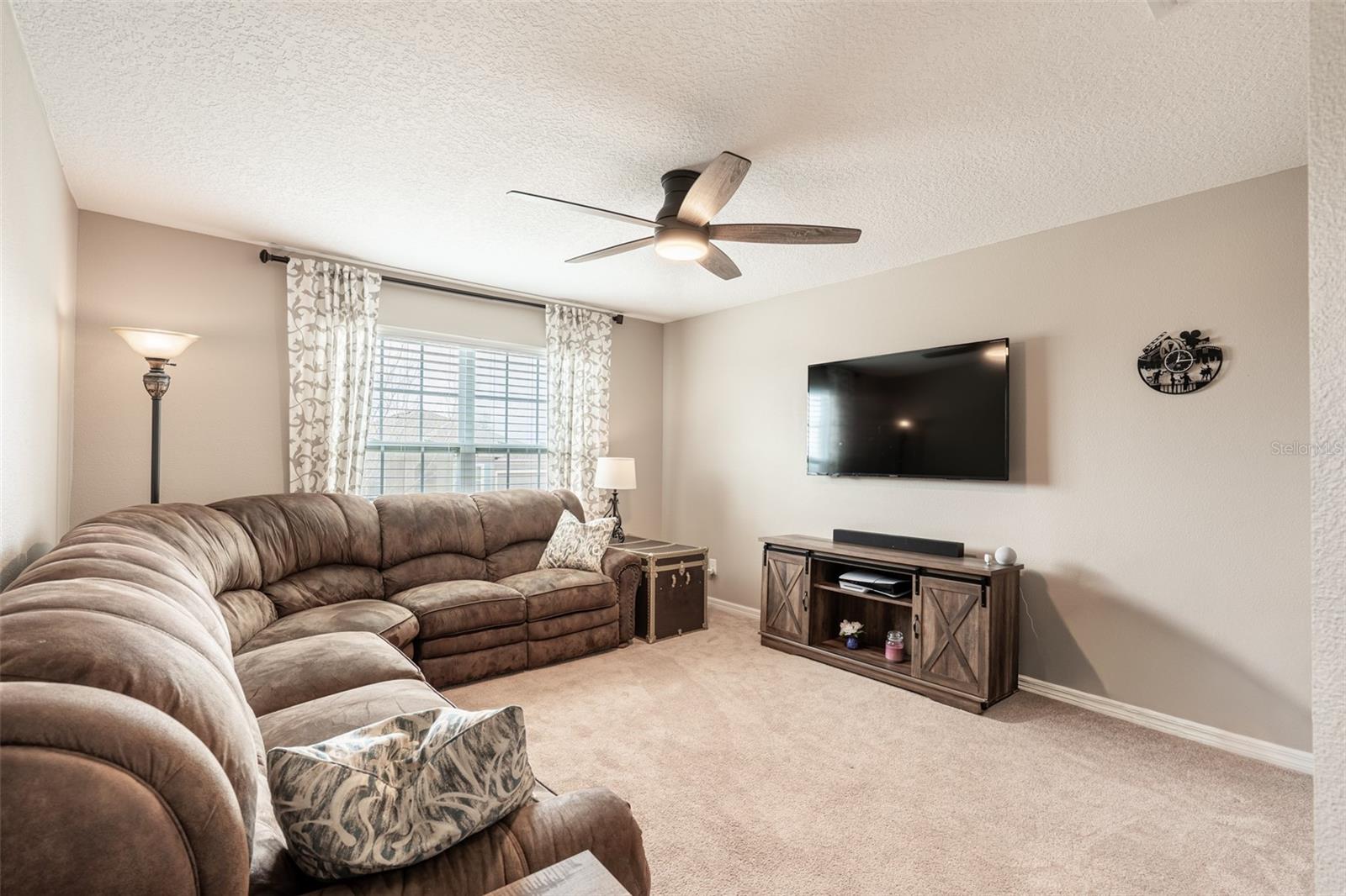 BARRINGTON ESTATES - Residential