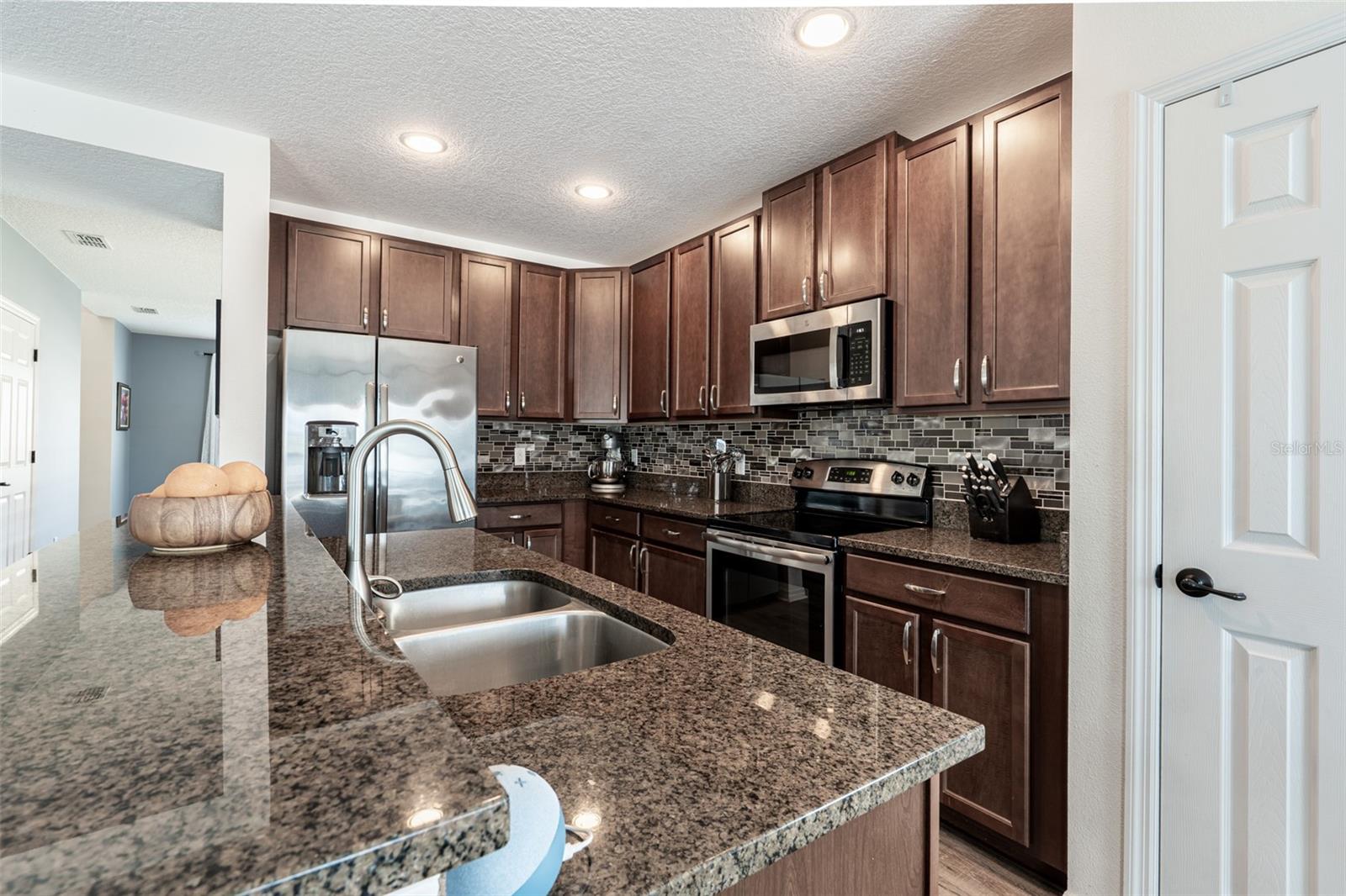 BARRINGTON ESTATES - Residential