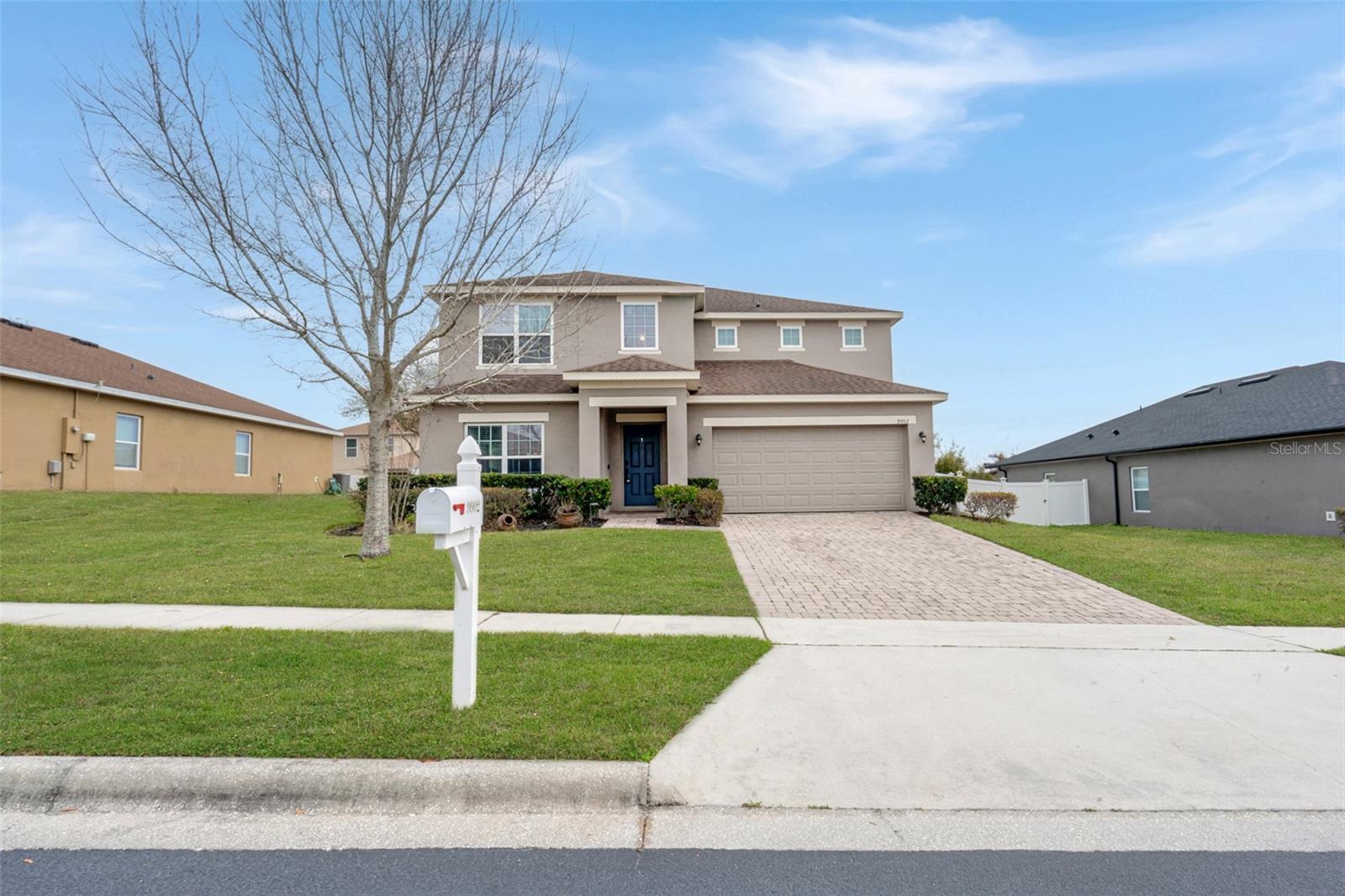 BARRINGTON ESTATES - Residential