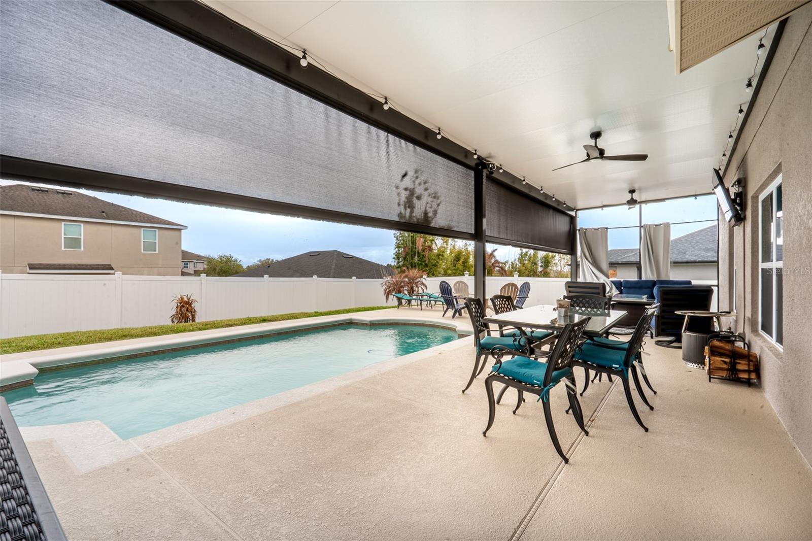 BARRINGTON ESTATES - Residential