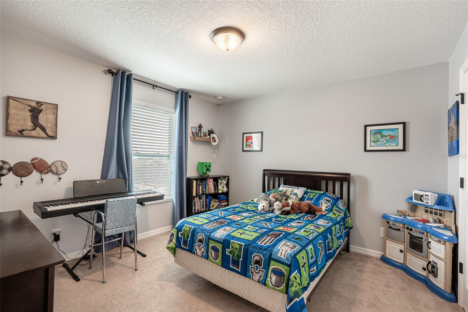 BARRINGTON ESTATES - Residential