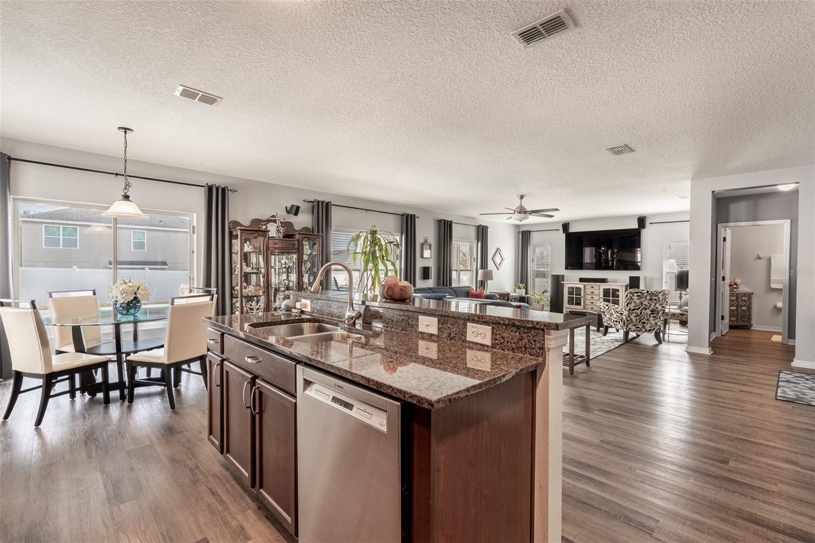 BARRINGTON ESTATES - Residential