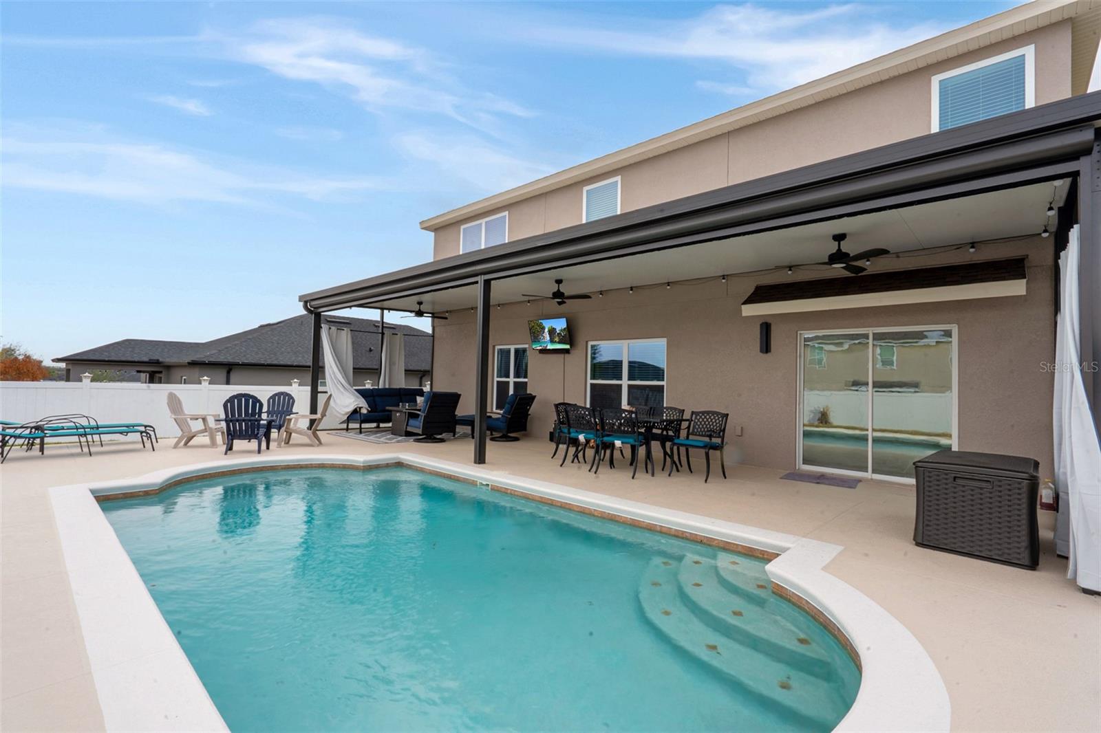 BARRINGTON ESTATES - Residential