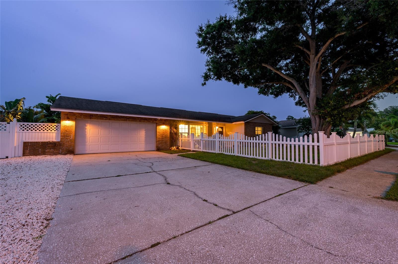 SEMINOLE WOODLANDS 1ST ADD - Residential