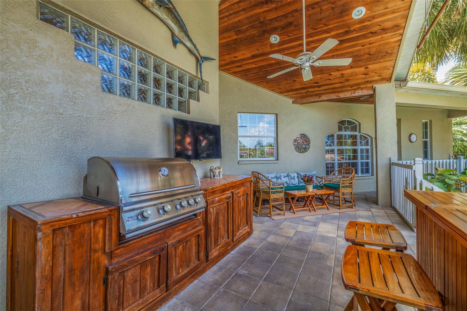 MAXIMO MOORINGS BAYVIEW ADD - Residential