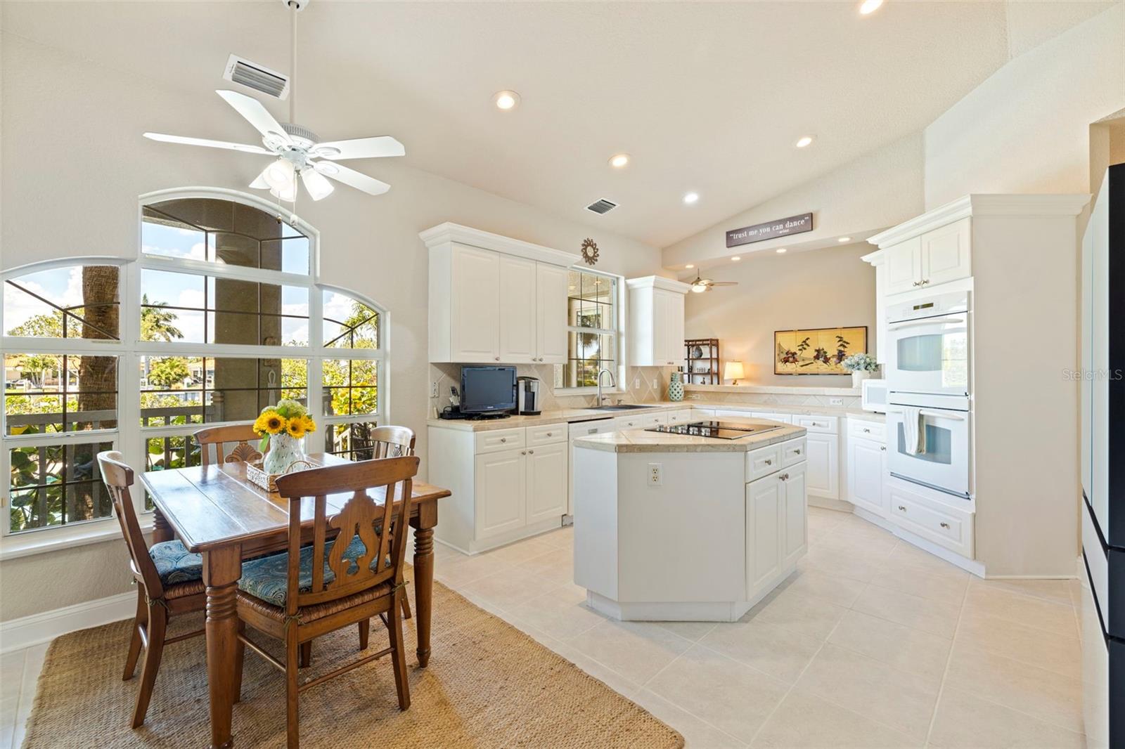 MAXIMO MOORINGS BAYVIEW ADD - Residential