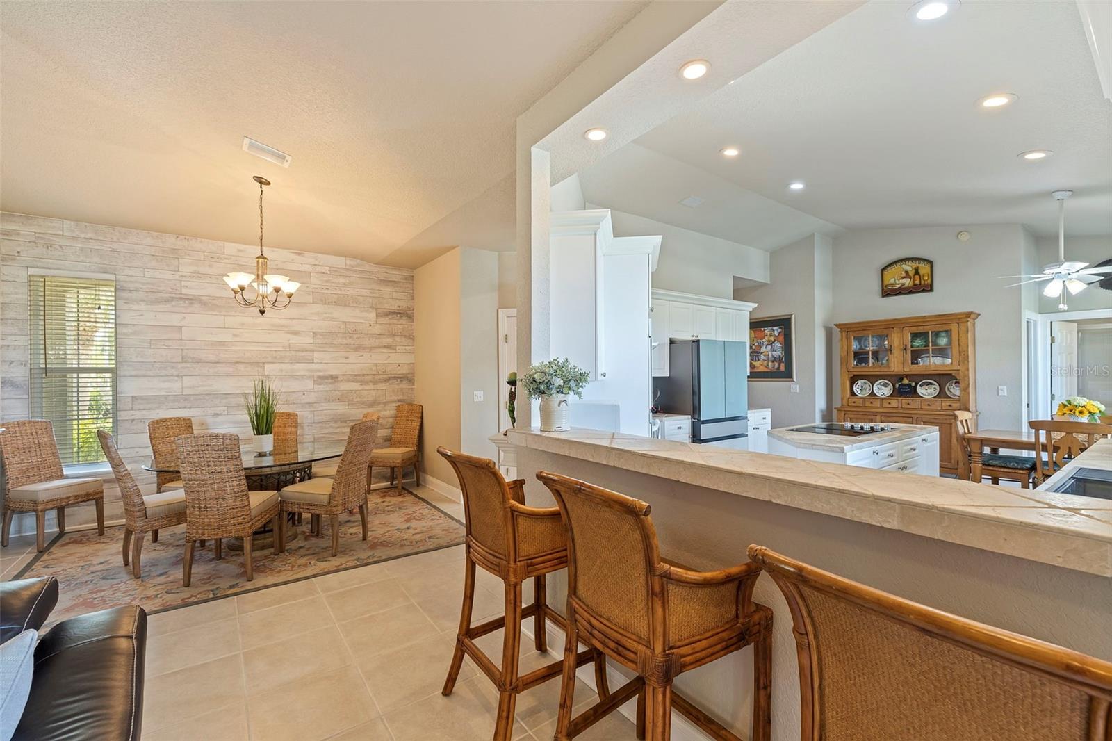 MAXIMO MOORINGS BAYVIEW ADD - Residential