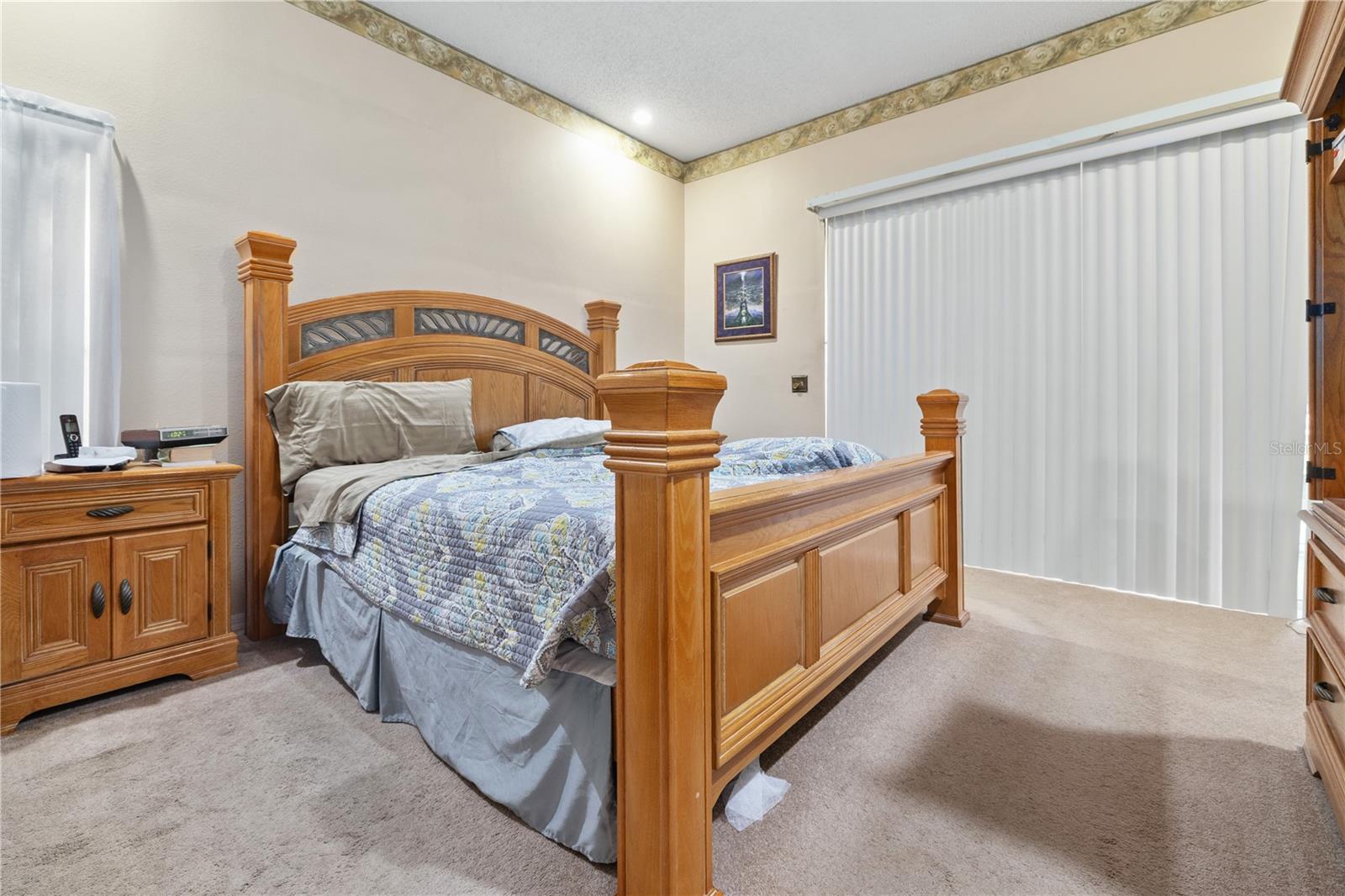 6237 GREENWICH DRIVE