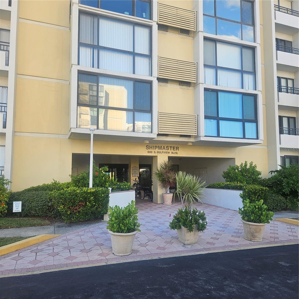 CLEARWATER POINT 8 TENNIS - Residential