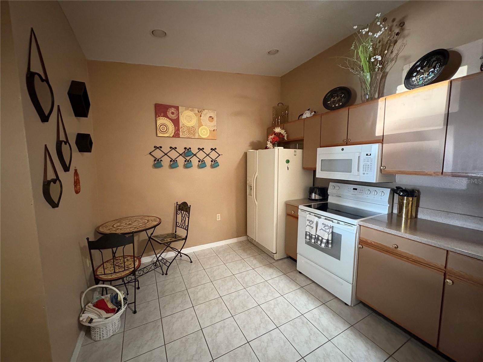 6380 EGRET DRIVE 33