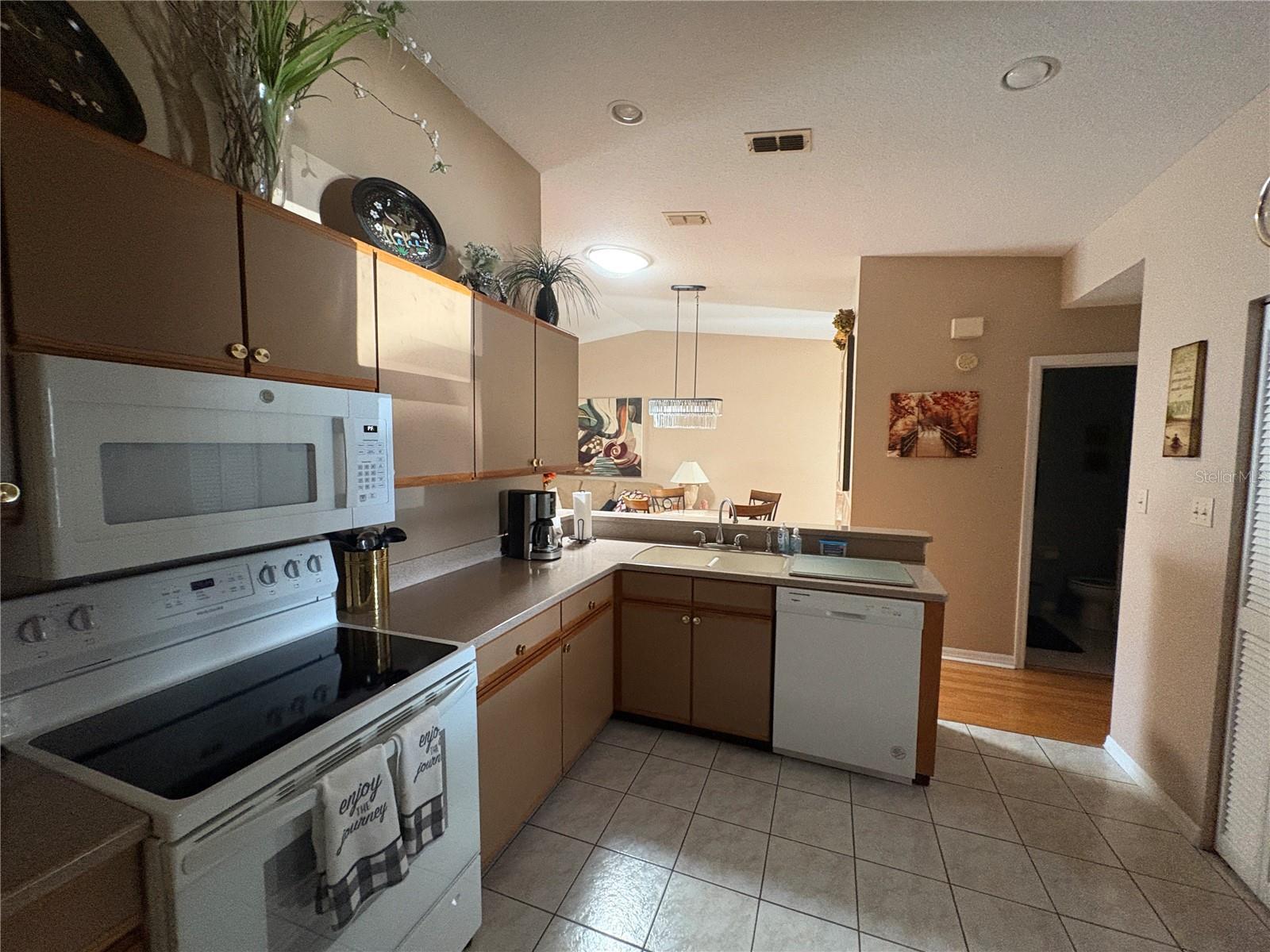 6380 EGRET DRIVE 33