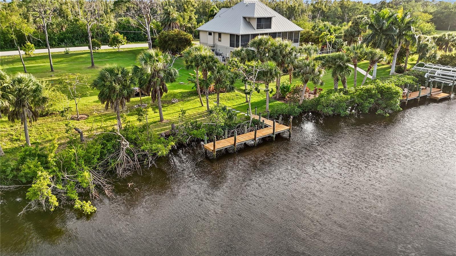 10180 CREEKSIDE DRIVE