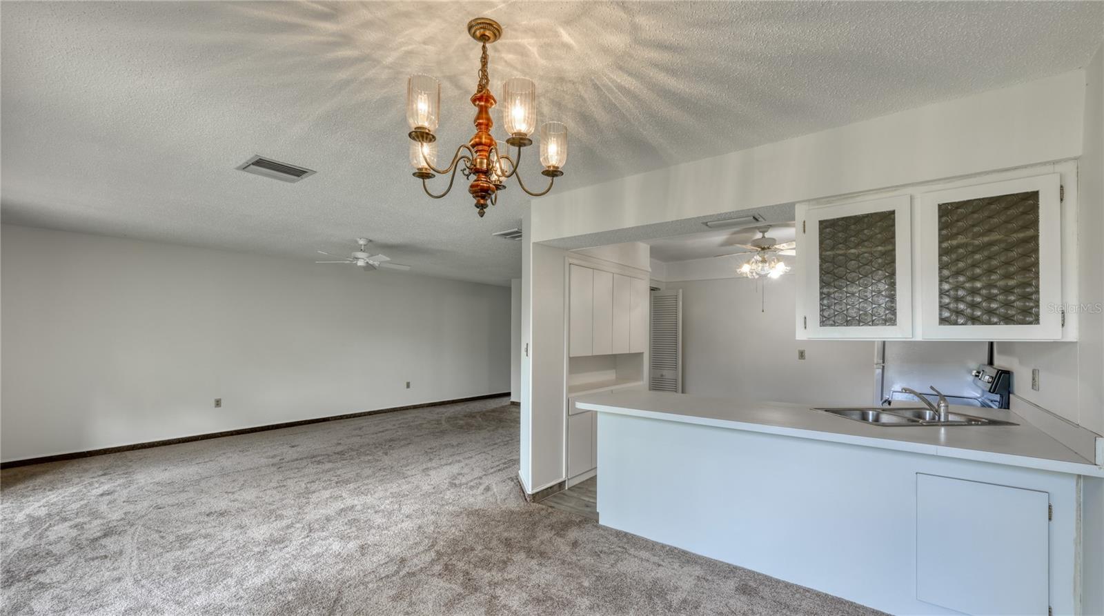 Photo 3 of 33 of 1655 S HIGHLAND AVENUE G168 condo