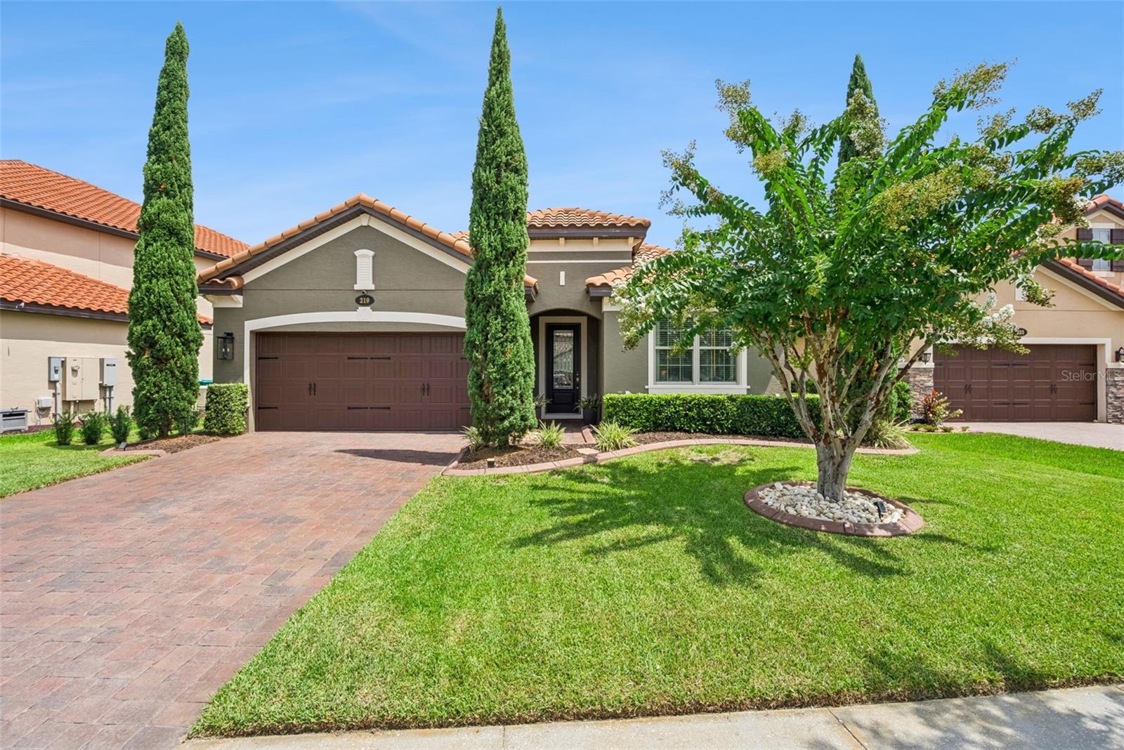 219 VERDE WAY