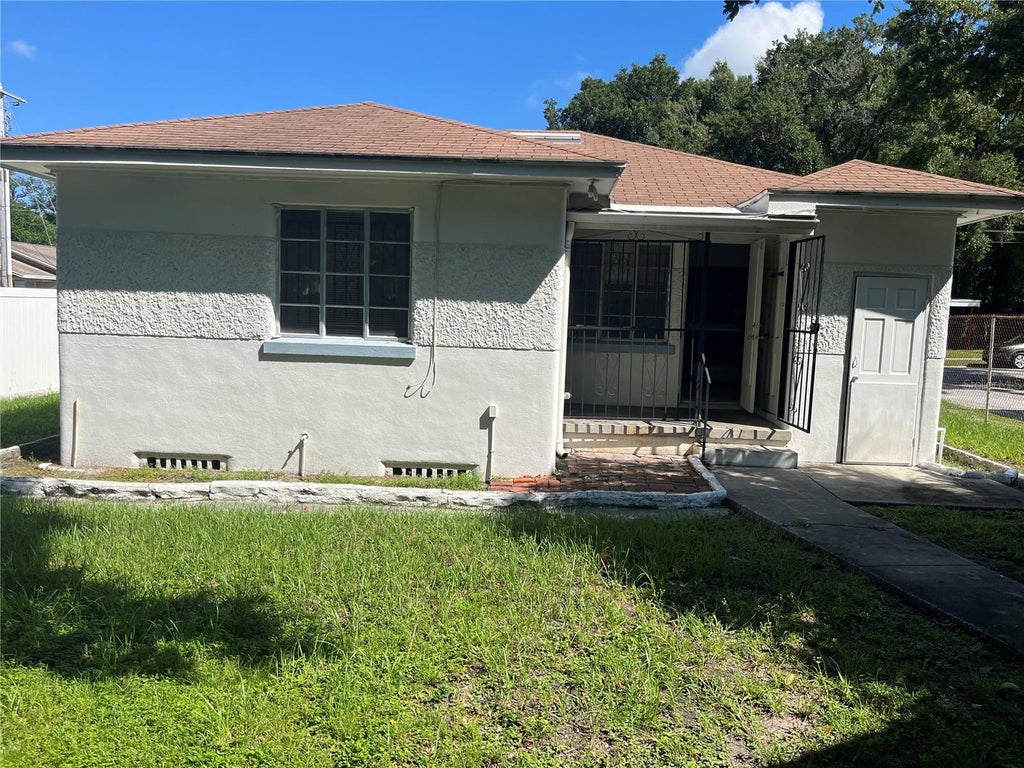 Photo of 1227 E 24th Avenue, Tampa, FL 33605 (MLS # TB8550807)