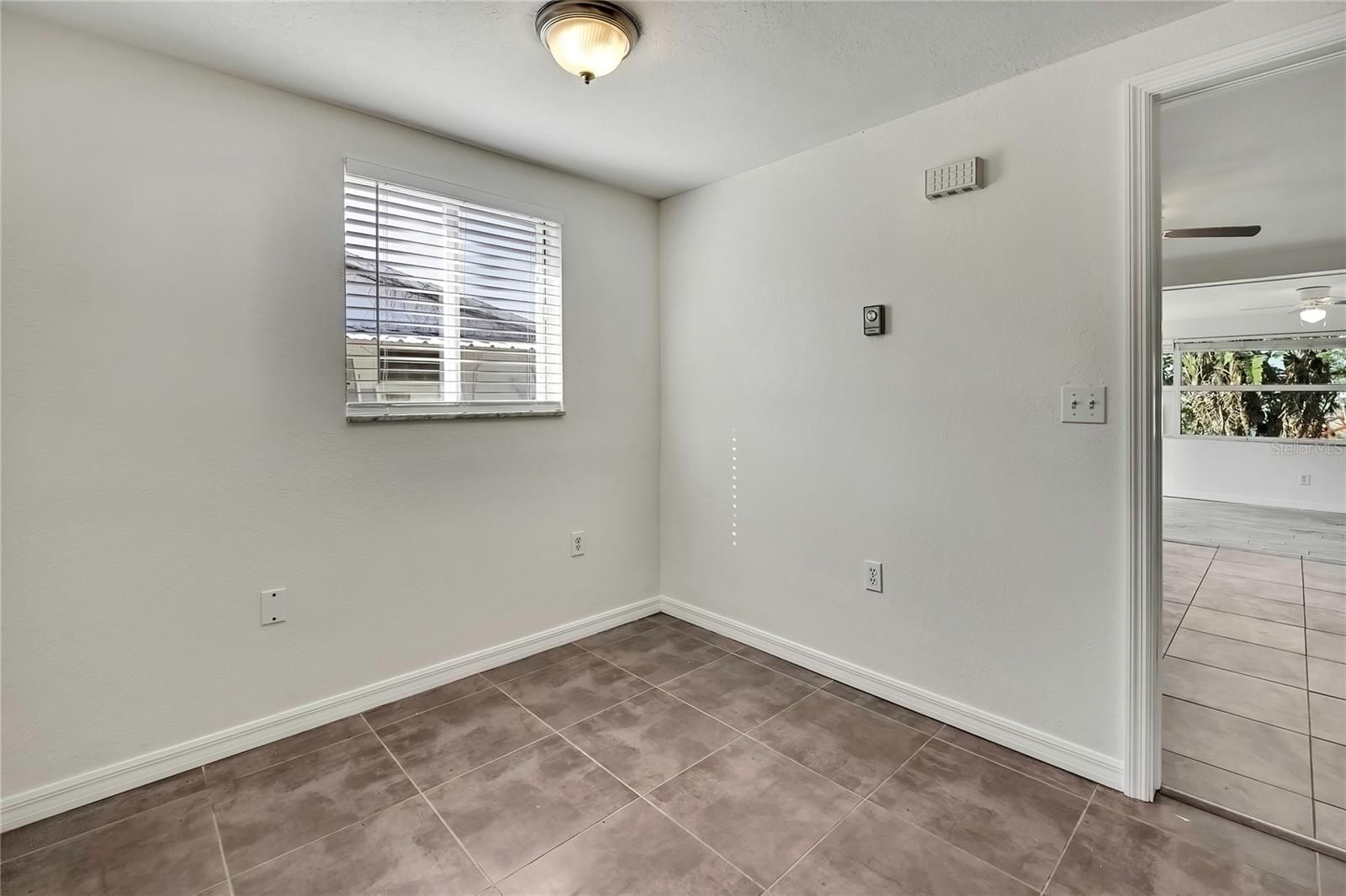 LEISURE BEACH - Residential