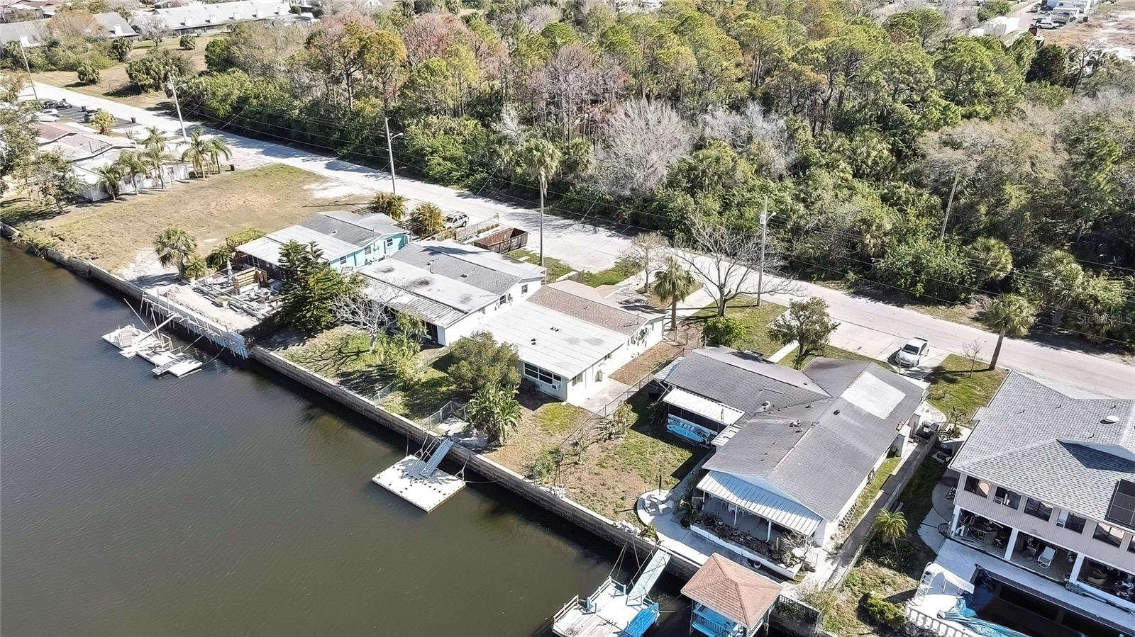 LEISURE BEACH - Residential