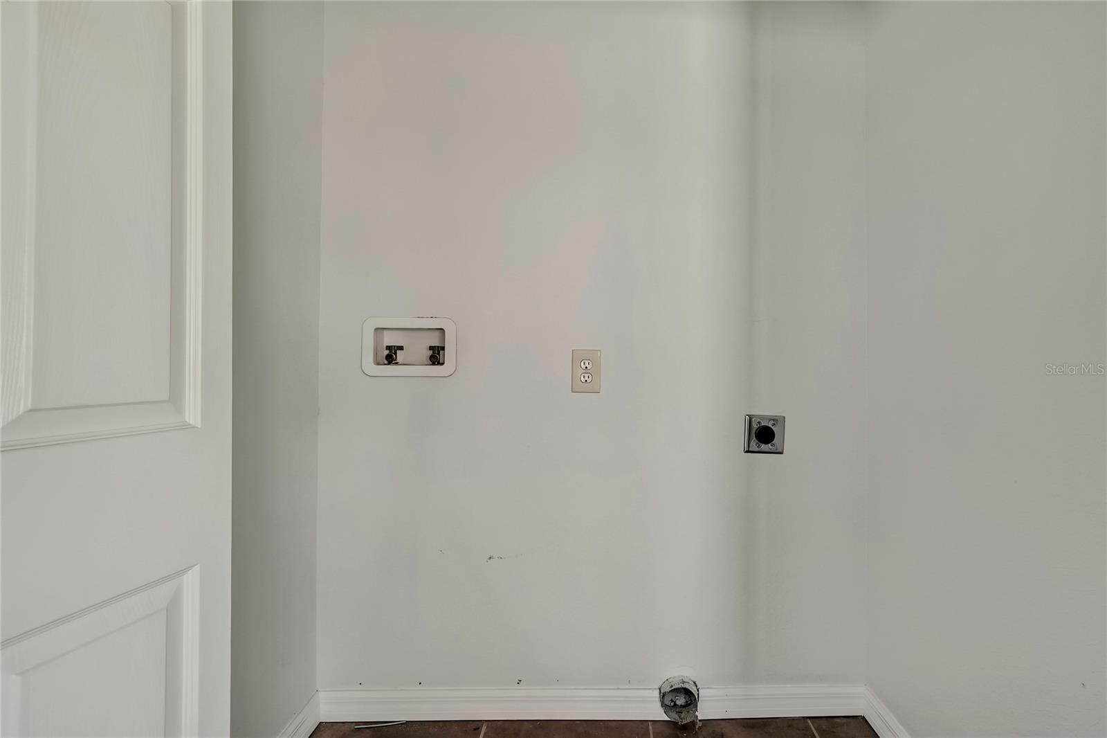 LEISURE BEACH - Residential