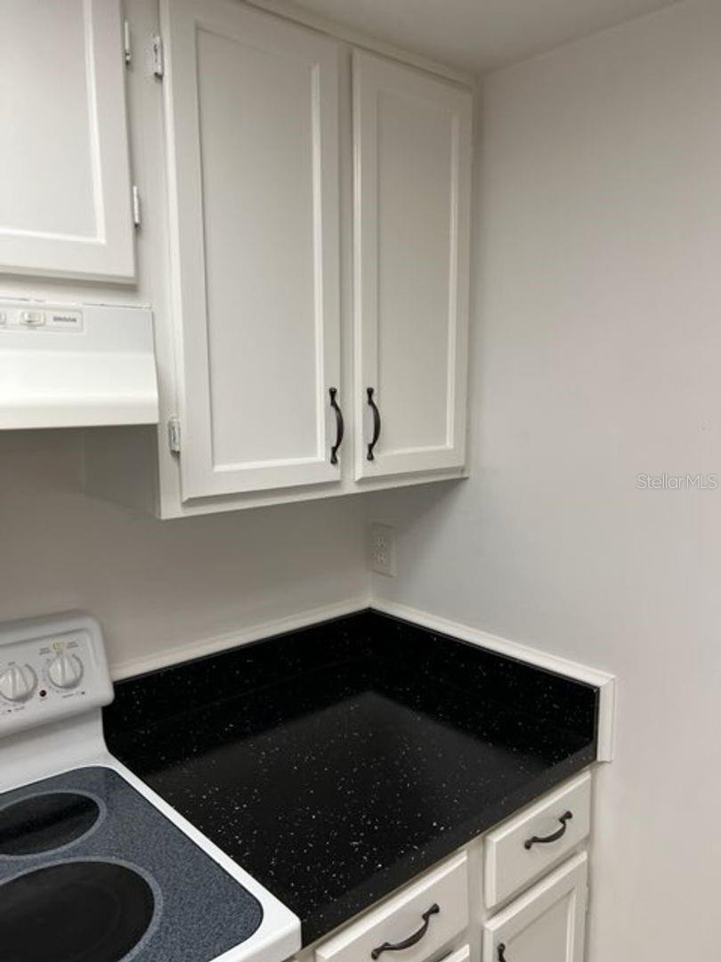 ROCKWOOD VILLAS - Residential Lease