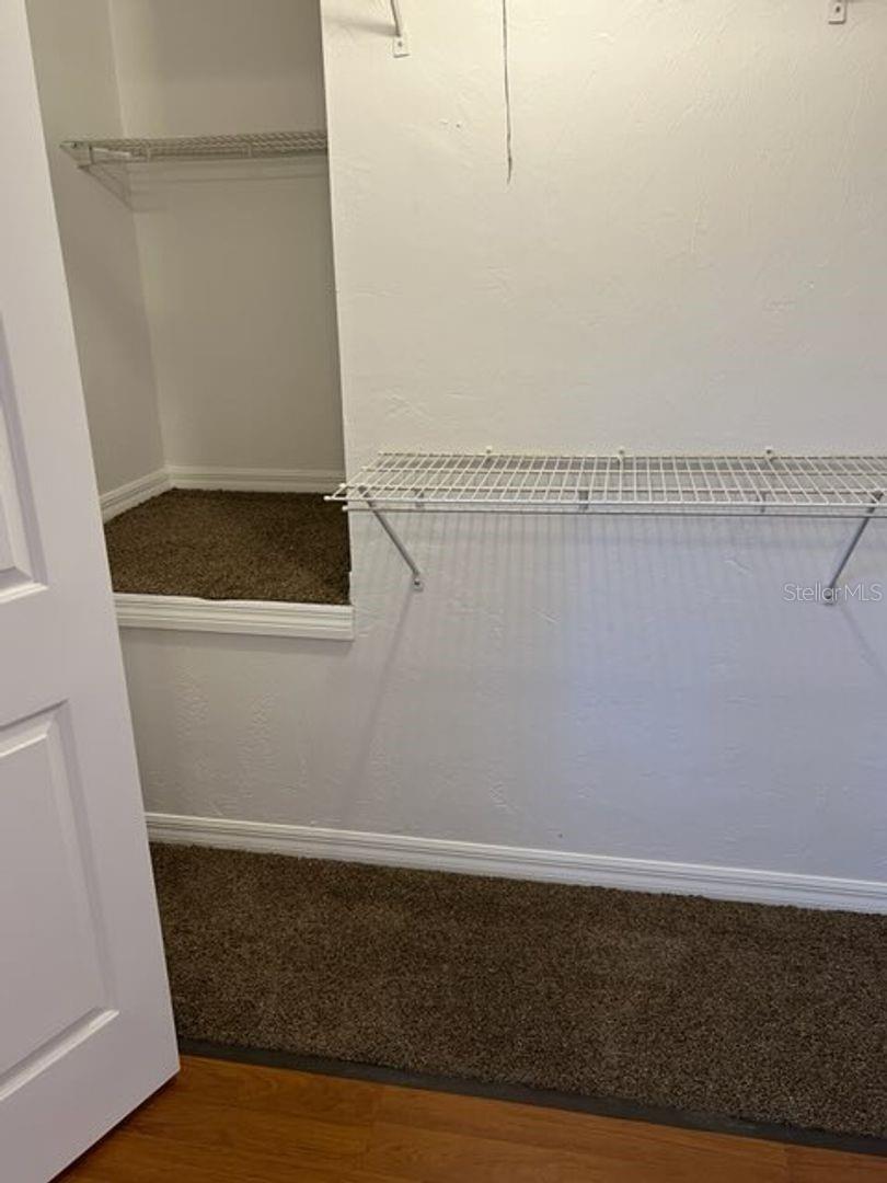 ROCKWOOD VILLAS - Residential Lease