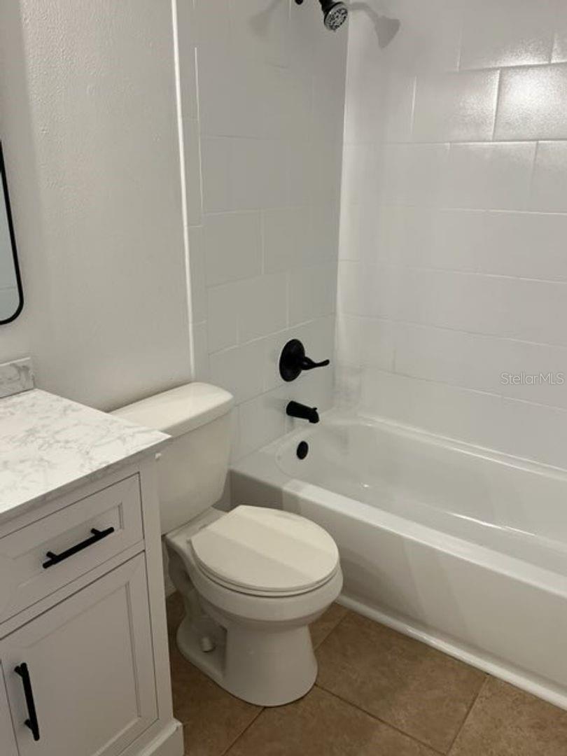 ROCKWOOD VILLAS - Residential Lease