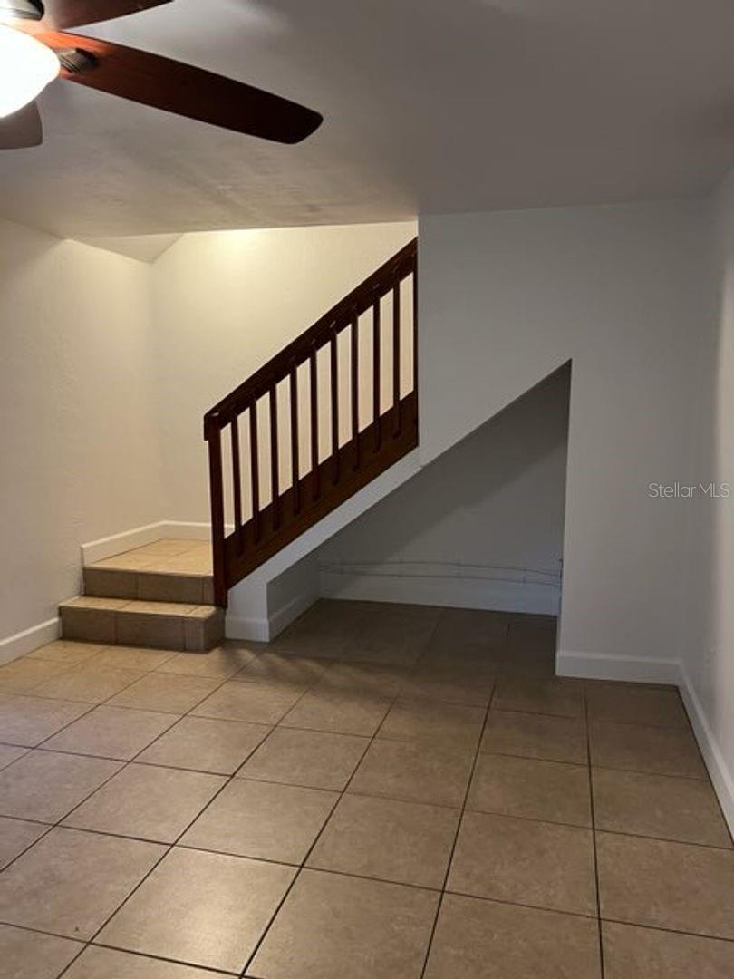 ROCKWOOD VILLAS - Residential Lease