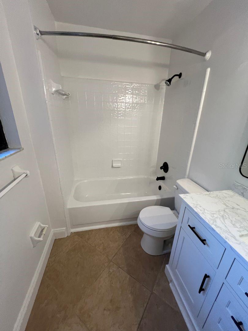 ROCKWOOD VILLAS - Residential Lease