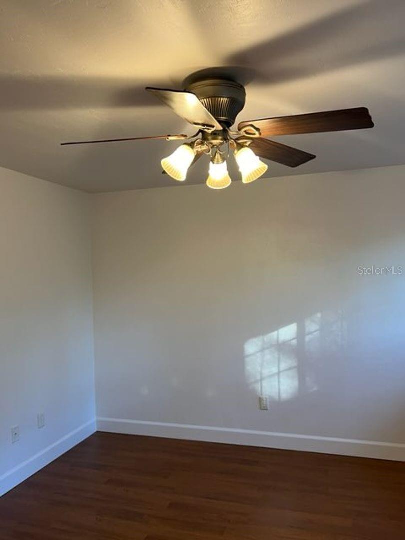 ROCKWOOD VILLAS - Residential Lease