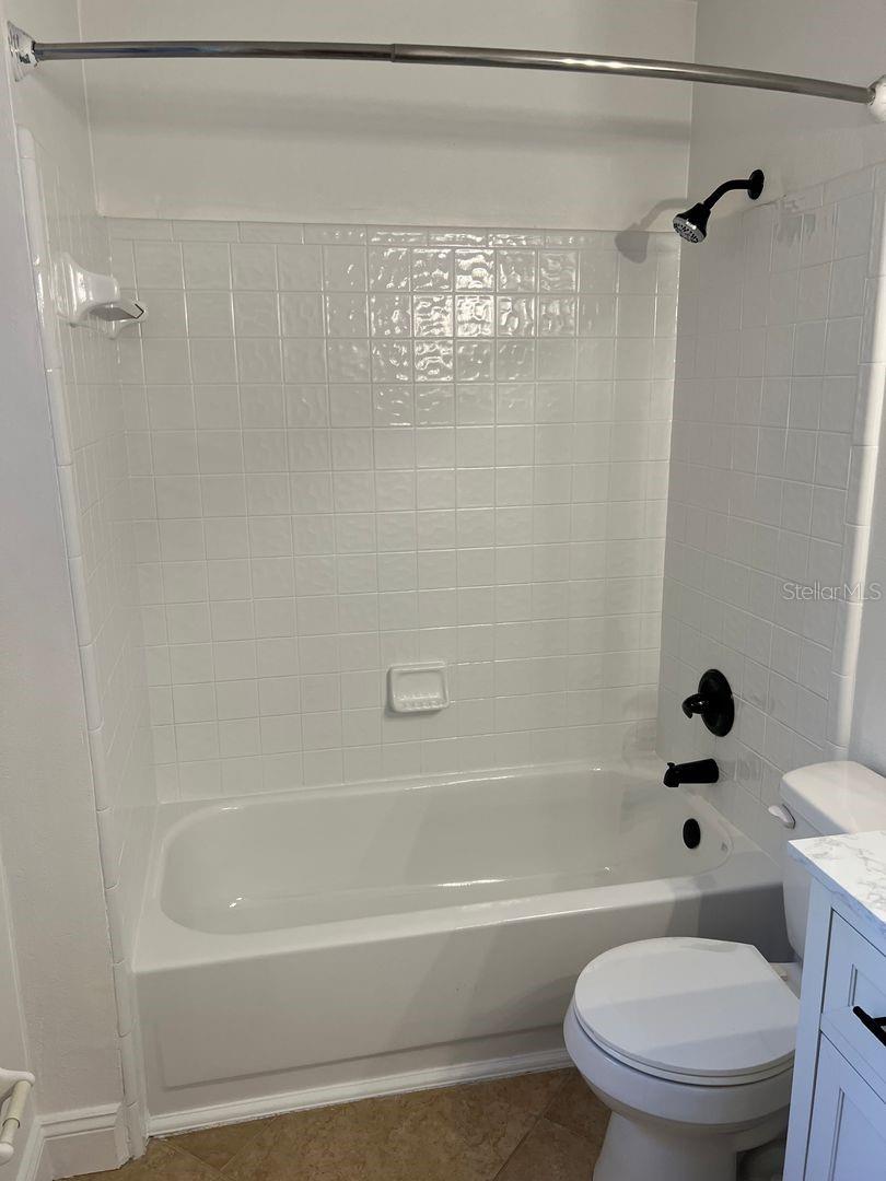 ROCKWOOD VILLAS - Residential Lease