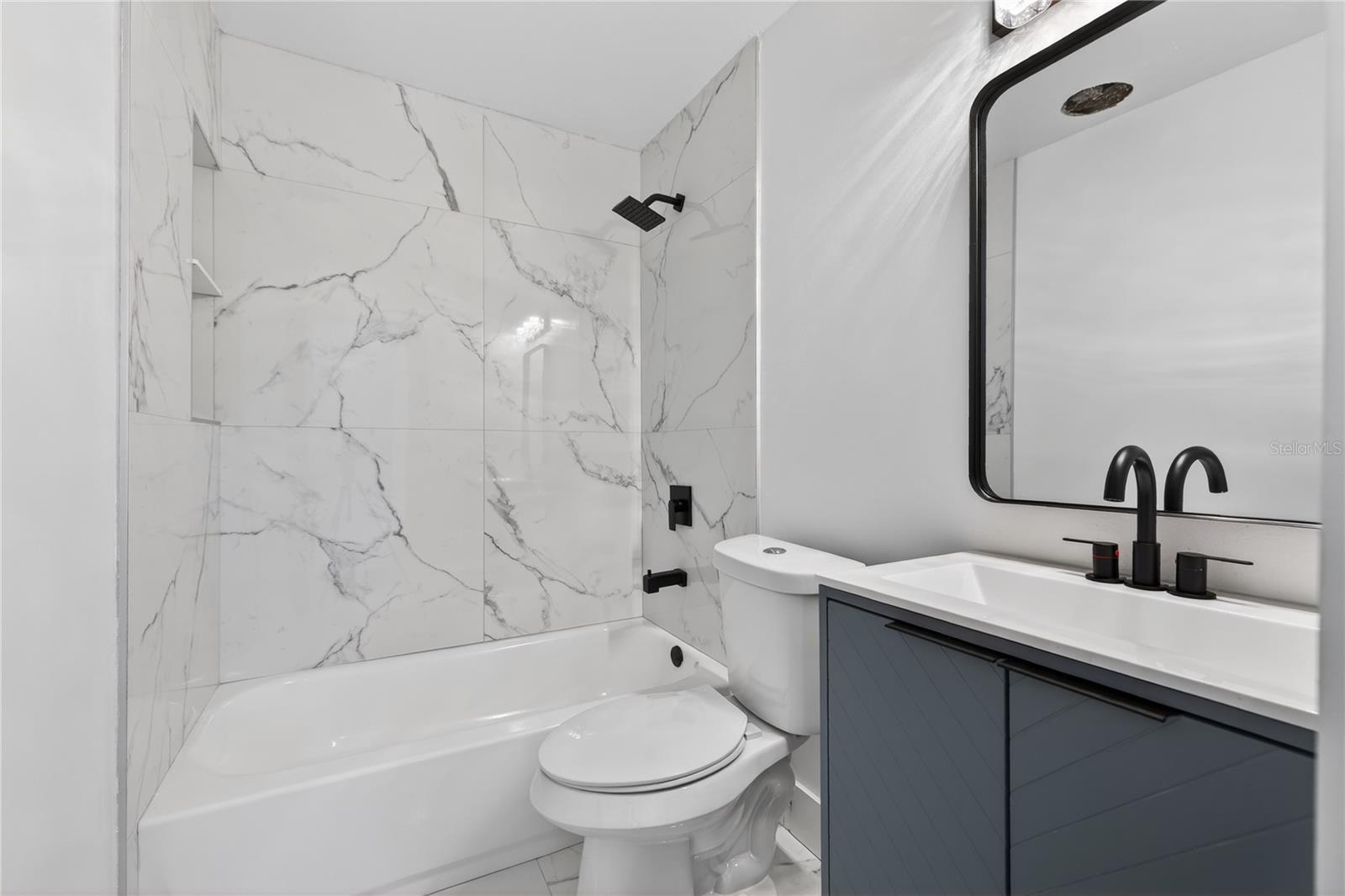 PALMA CEIA GARDENS CONDO - Residential Lease