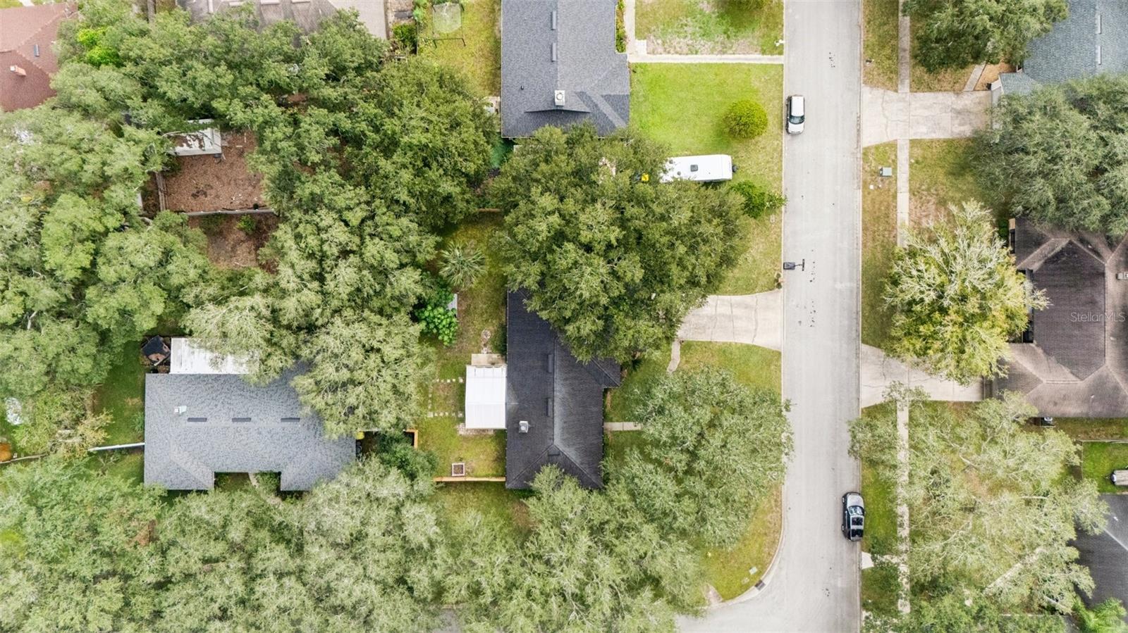DERRINGER OAKS - Residential
