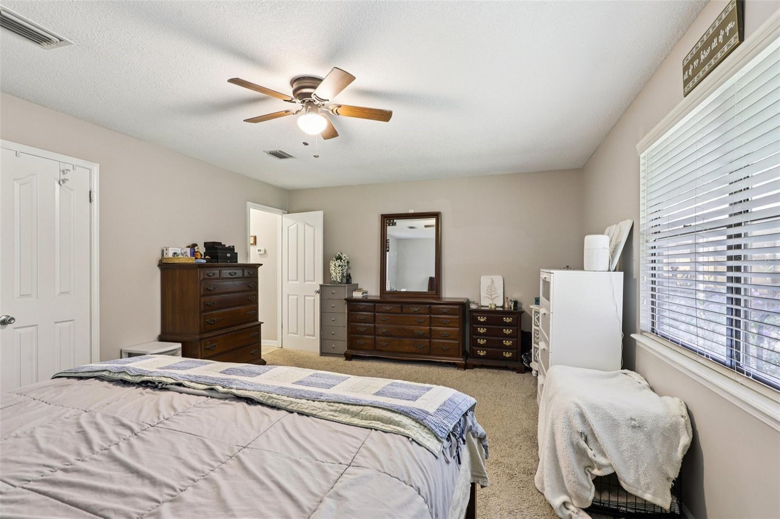 DERRINGER OAKS - Residential