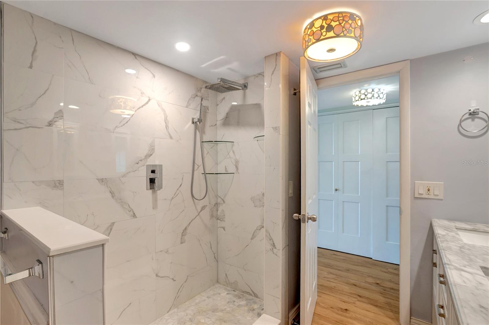 HARBOUR THE CONDO - Residential