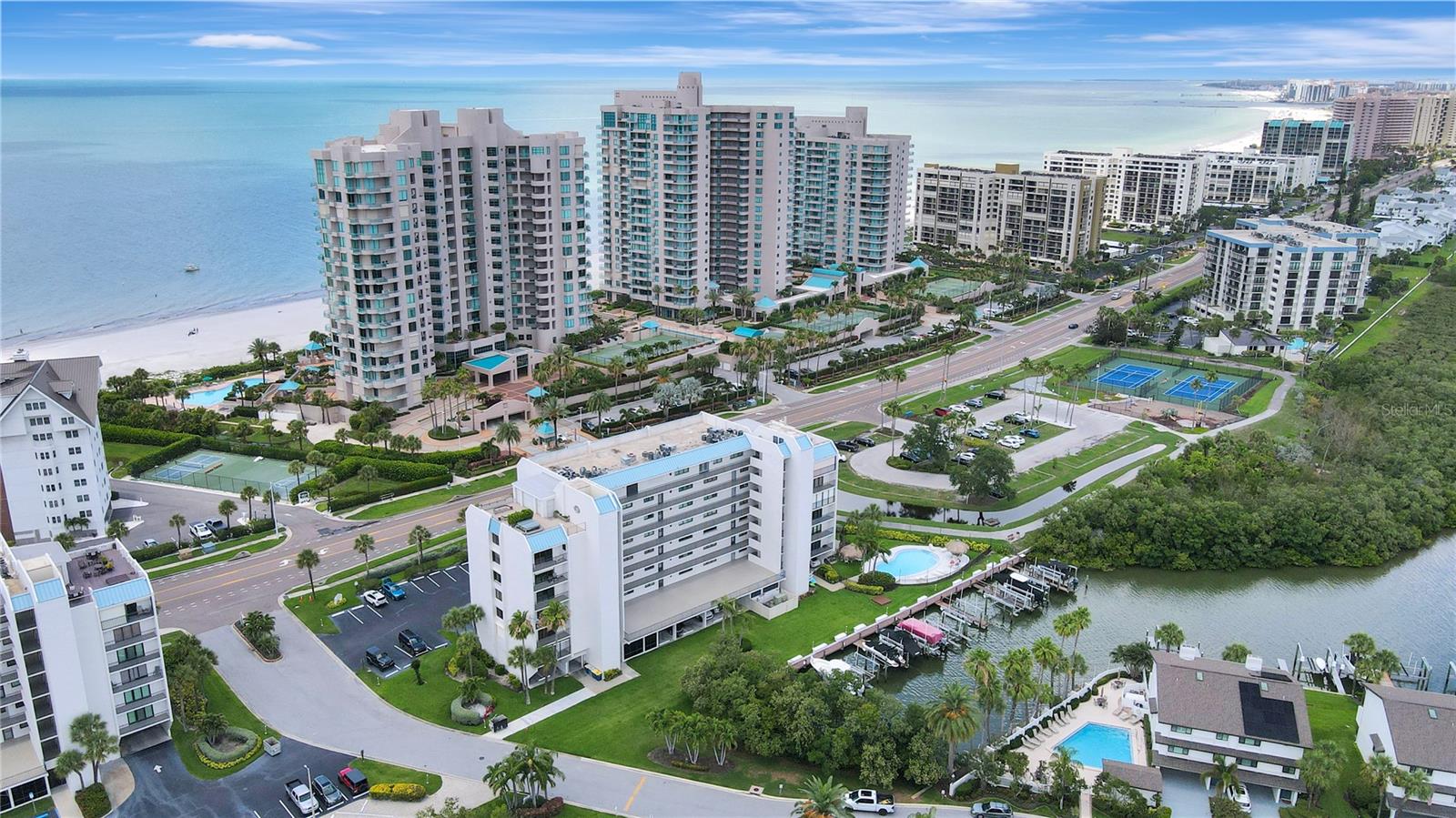 HARBOUR THE CONDO - Residential