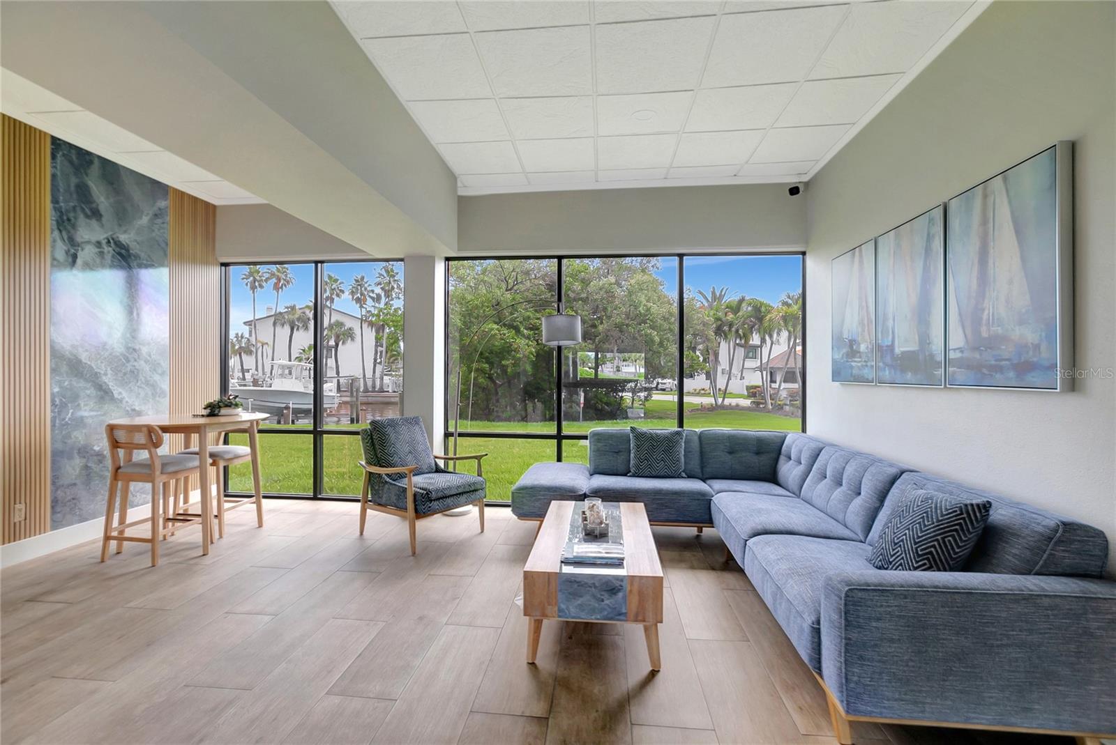 HARBOUR THE CONDO - Residential