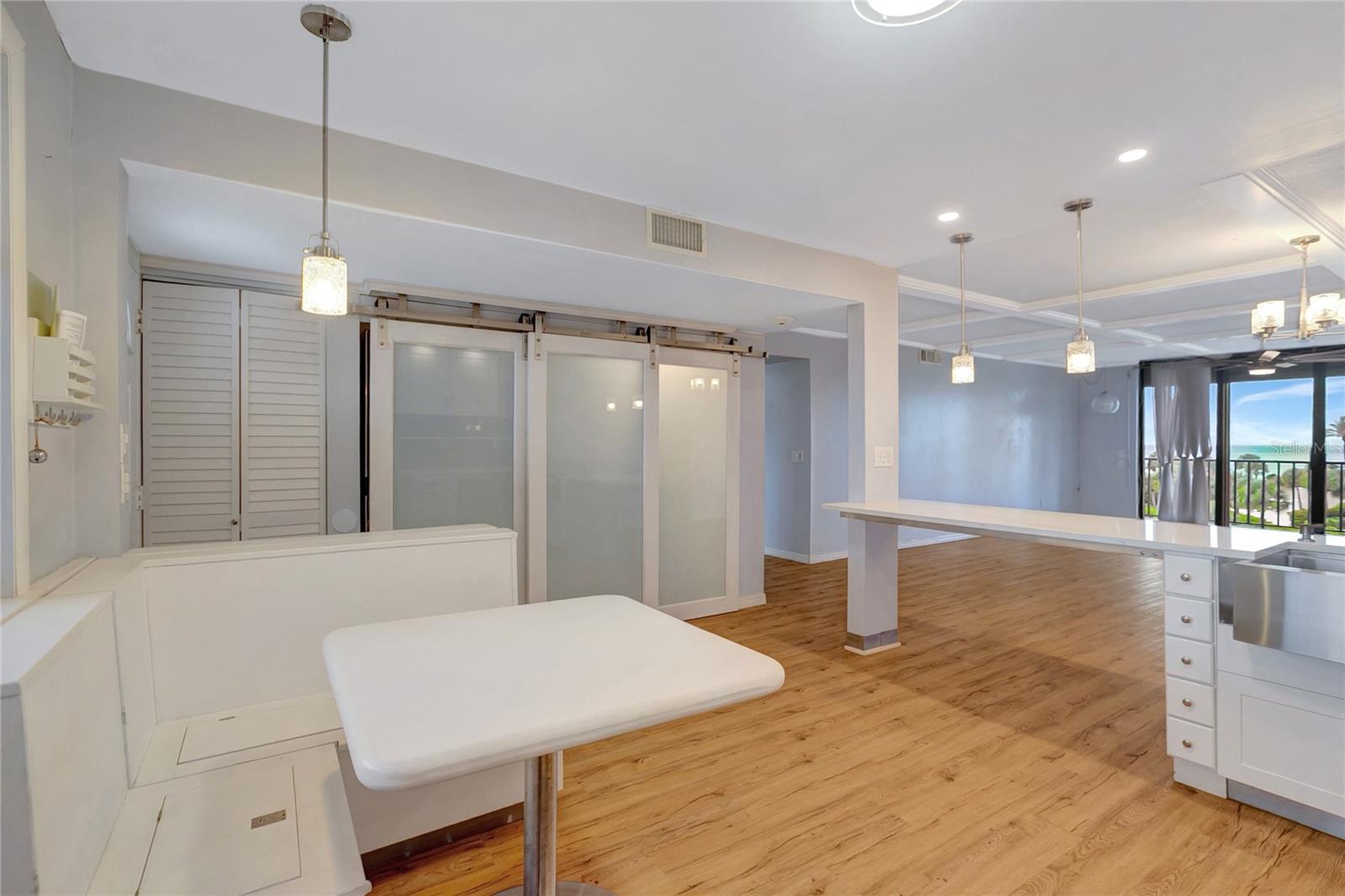 HARBOUR THE CONDO - Residential
