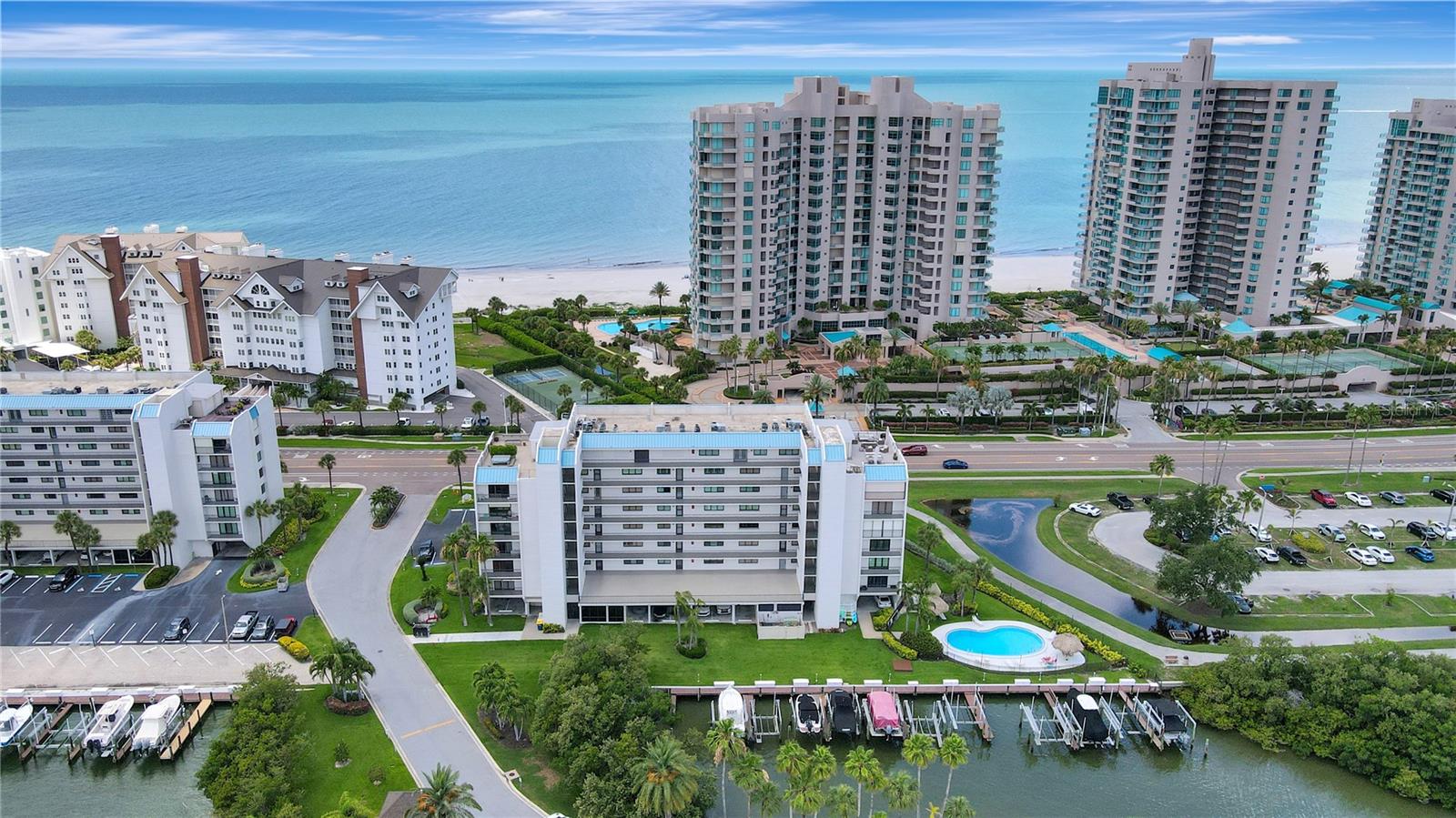 HARBOUR THE CONDO - Residential