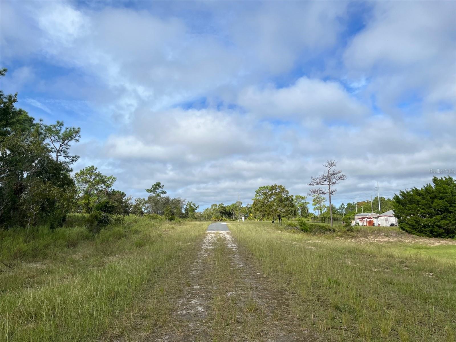 ROYAL HIGHLANDS - Land