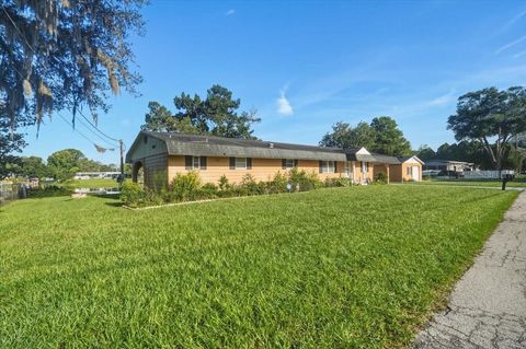 Tiny photo for 928 S Shad Terrace, Inverness, FL 34450 (MLS # TB8514475)
