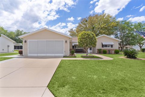 Photo of 17864 SE 106th Terrace, Summerfield, FL 34491 (MLS # G5110572)