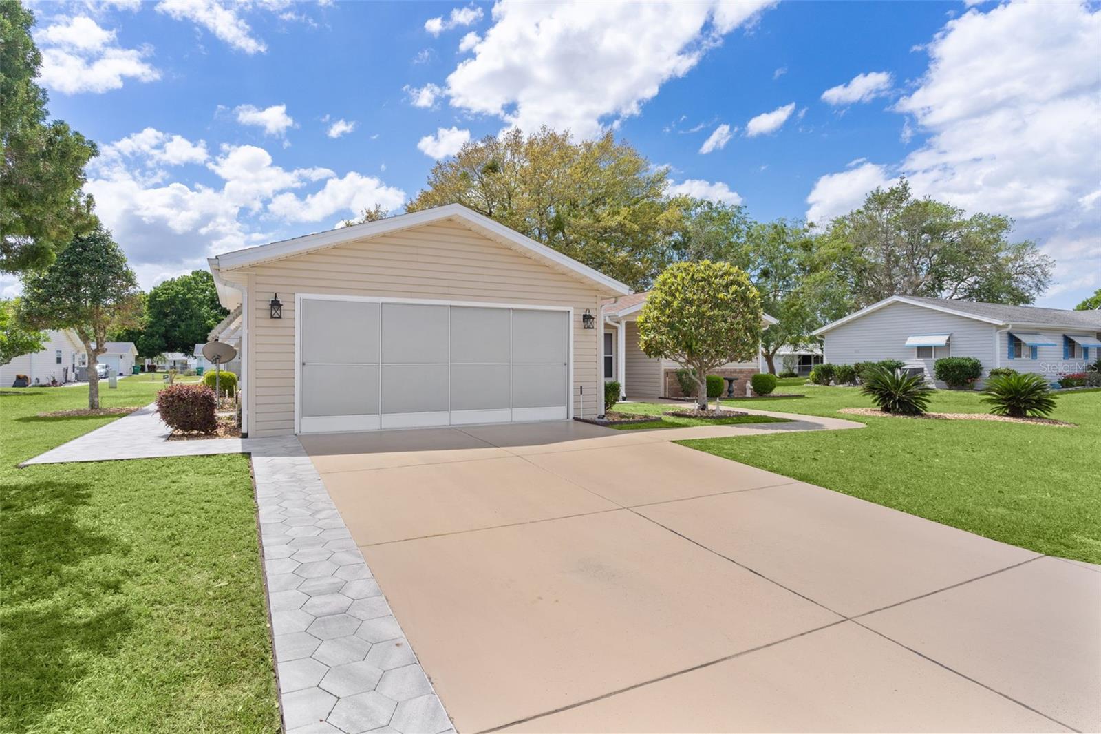 SPRUCE CRK SOUTH VIIA - Residential