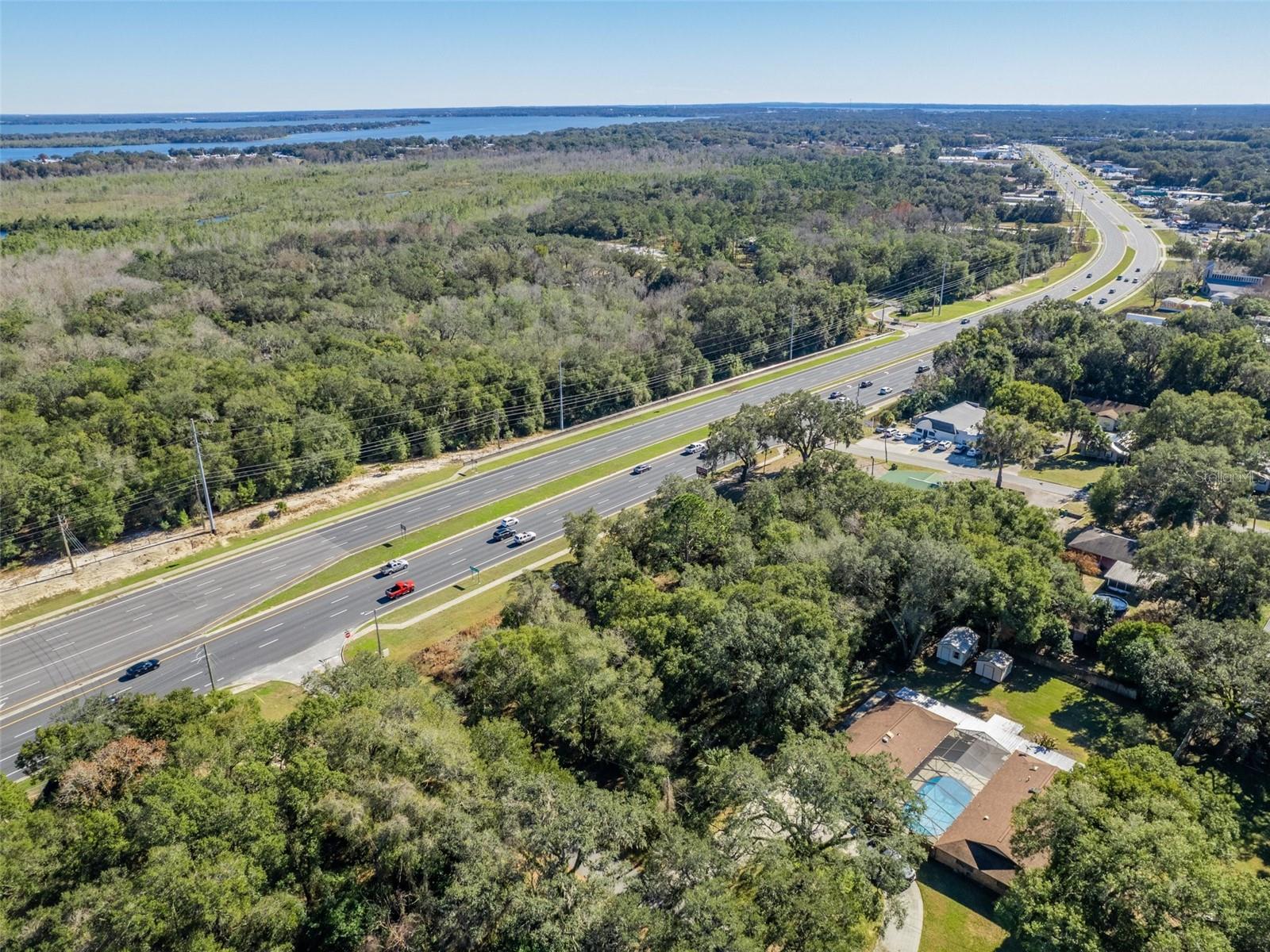 0000 US HWY 27/441