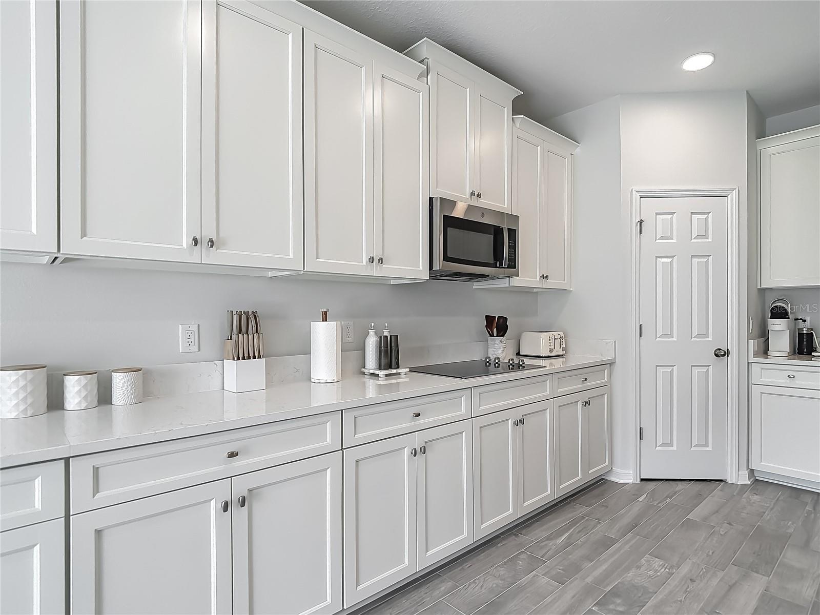 EPPERSON NORTH VILLAGE A-4B & A-4C - Residential Lease