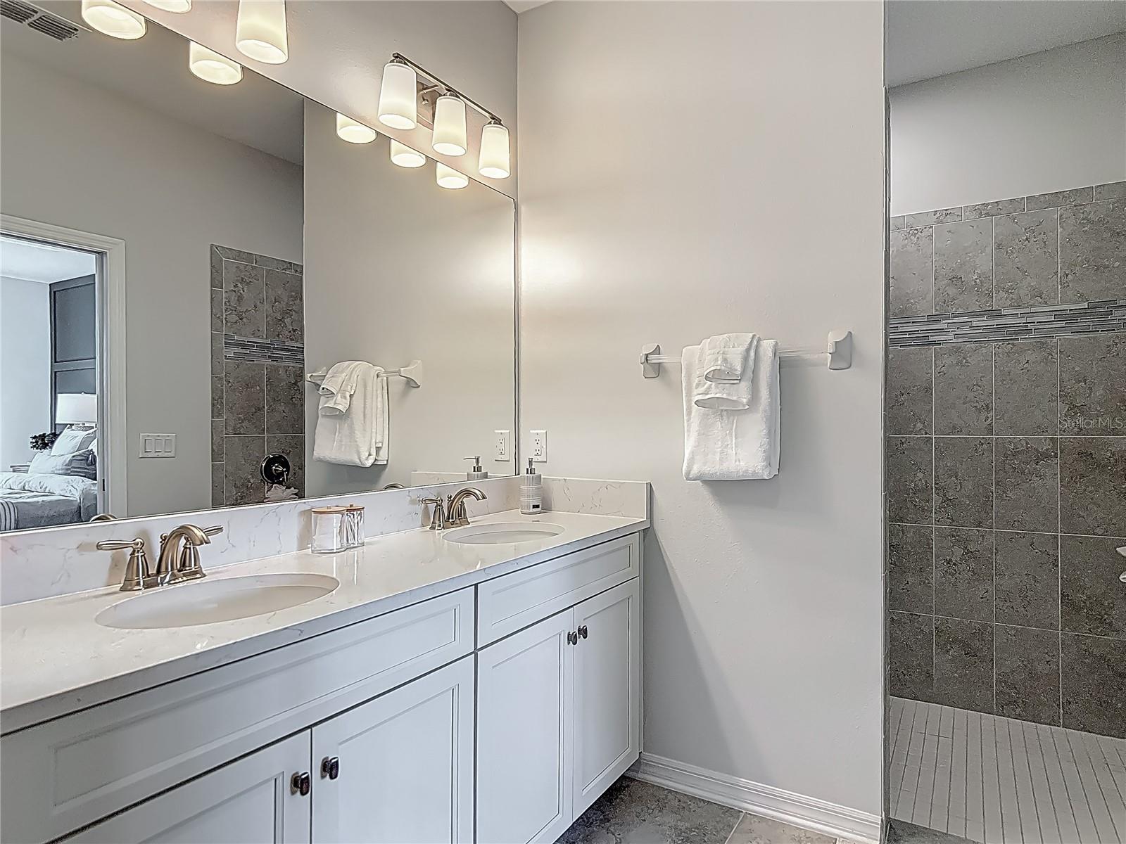 EPPERSON NORTH VILLAGE A-4B & A-4C - Residential Lease