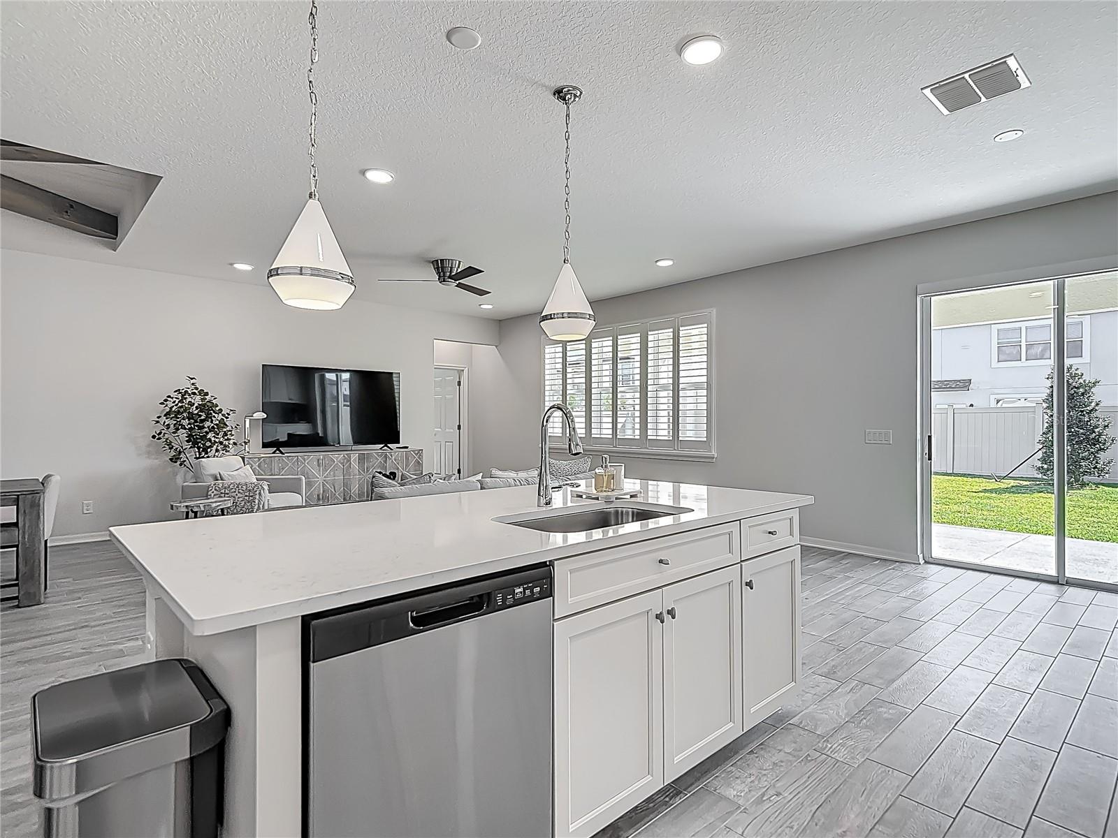 EPPERSON NORTH VILLAGE A-4B & A-4C - Residential Lease