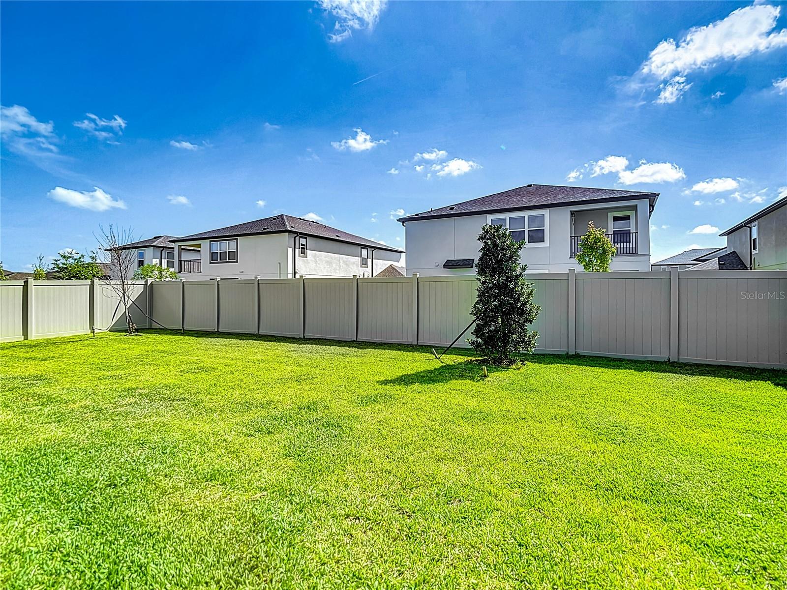 EPPERSON NORTH VILLAGE A-4B & A-4C - Residential Lease