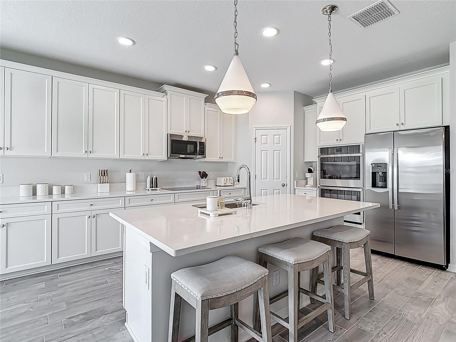 EPPERSON NORTH VILLAGE A-4B & A-4C - Residential Lease