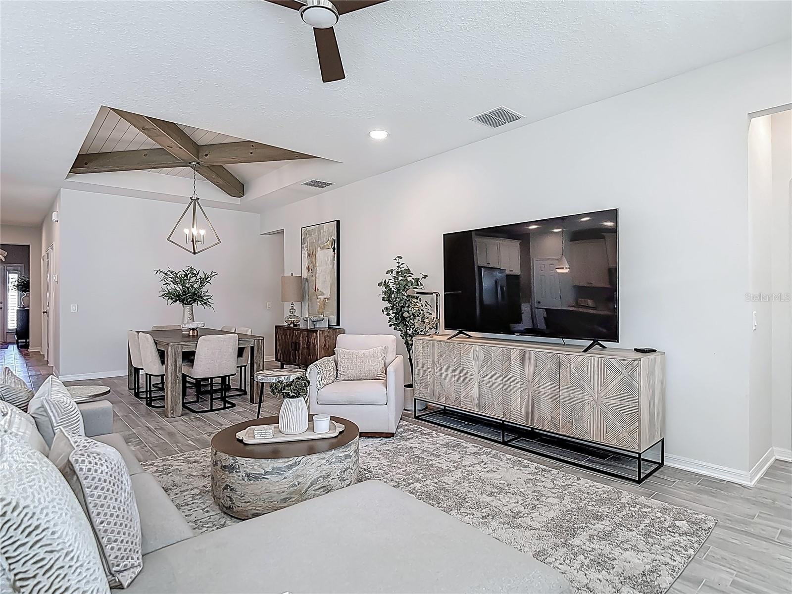 EPPERSON NORTH VILLAGE A-4B & A-4C - Residential Lease