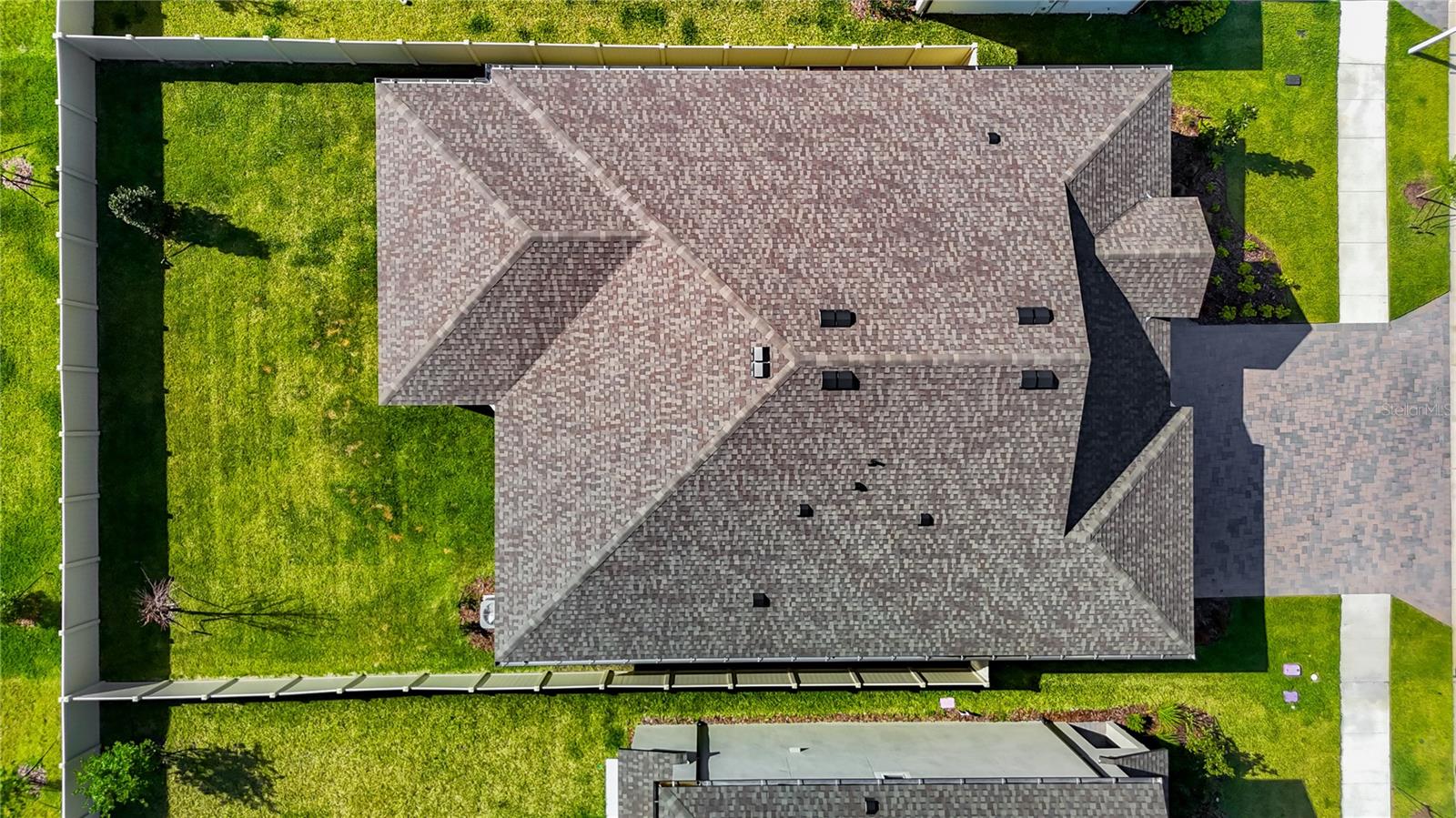 EPPERSON NORTH VILLAGE A-4B & A-4C - Residential Lease